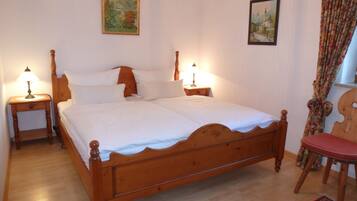 2 Schlafzimmer, Bügeleisen/Bügelbrett, Reisekinderbett, WLAN
