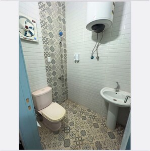 Bathroom - Villa Khufu Pyramids Hotel (Giza)
