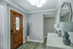 Interior - Central Mandarin, quiet, Convenient neighborhood! (Jacksonville)