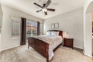 3 bedrooms, free WiFi, bed sheets