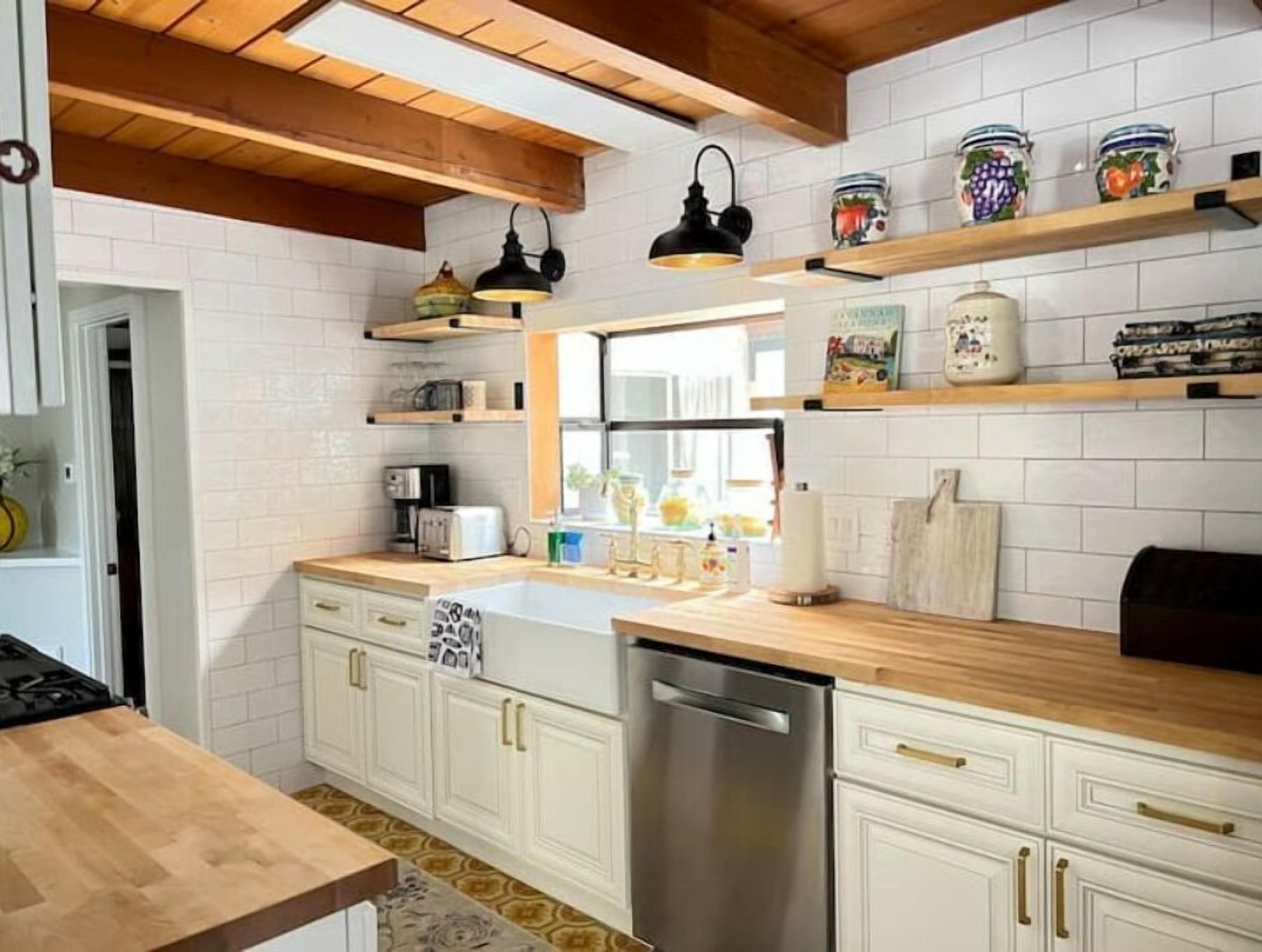 Lake Hodges Private Farm Retreat - two houses