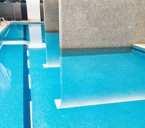 Piscine couverte