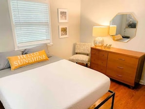 3 bedrooms, desk, iron/ironing board, travel cot