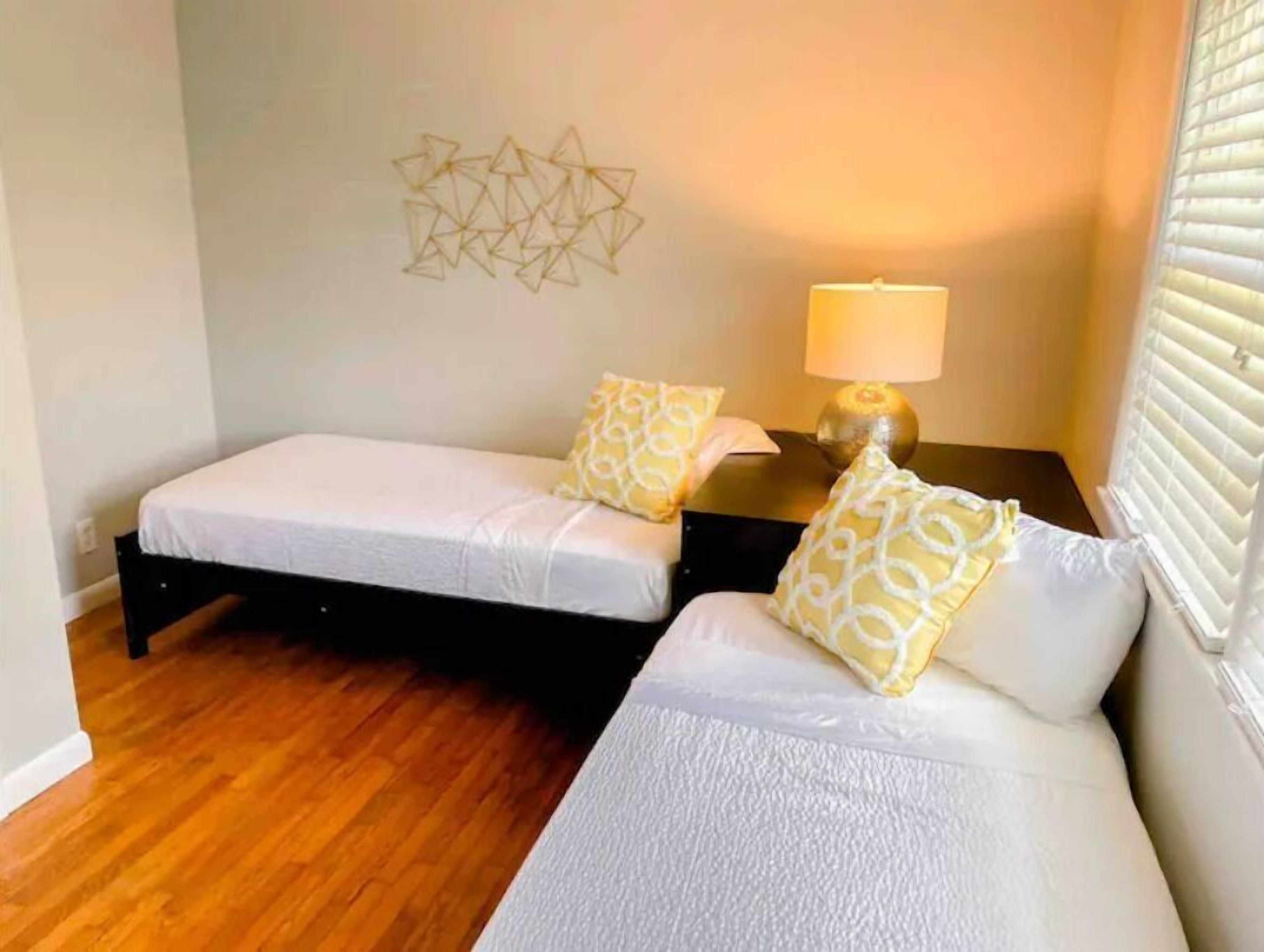 Just steps to Bass Pro - The Sunshine House!