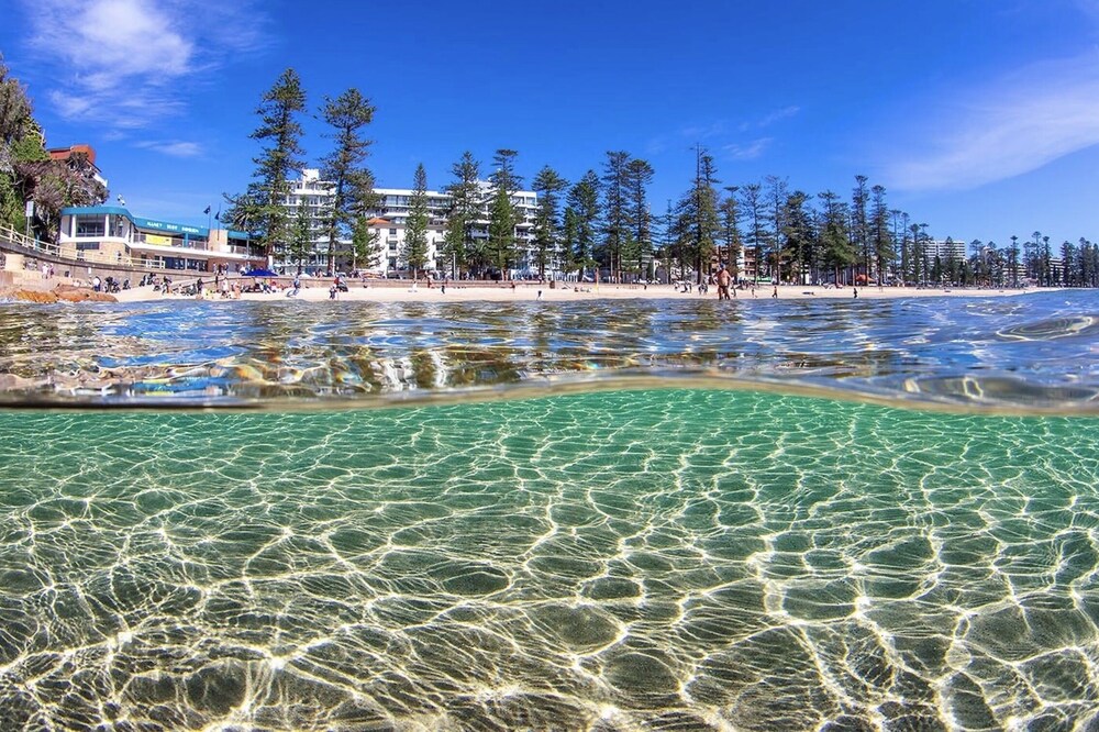 Perfect Surfside Apartment in Manly just metres to the Beach