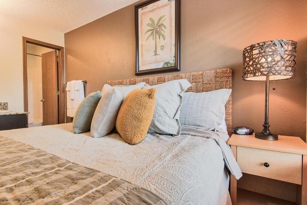 1BD/ Top Family Resort on Indian Point on Table Rock Lake in Branson