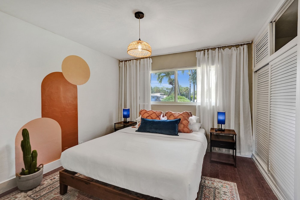 Desert Oasis. Heated Pool/Hot Tub/ Tiki Hut Wilton Manors Vrbo