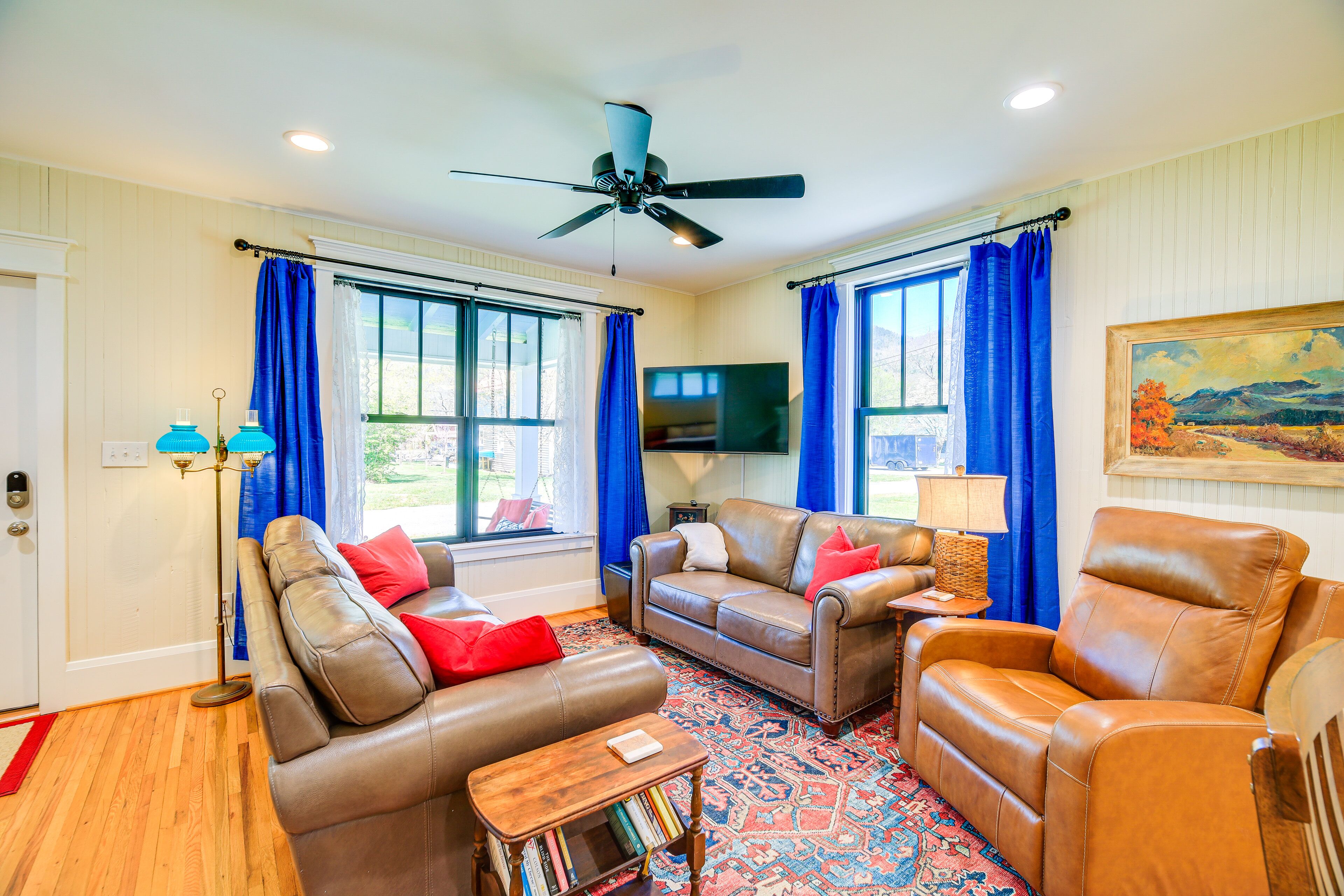 Stunning Damascus Vacation Rental w/ Fire Pit!