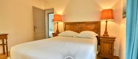 4 bedrooms, iron/ironing board, travel crib, WiFi