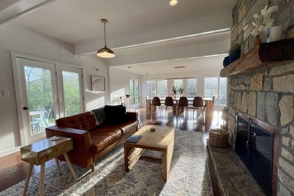 Smart TV, fireplace, video games, DVD player