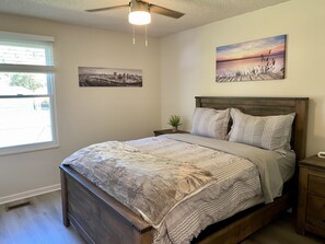 3 bedrooms, iron/ironing board, WiFi, bed sheets