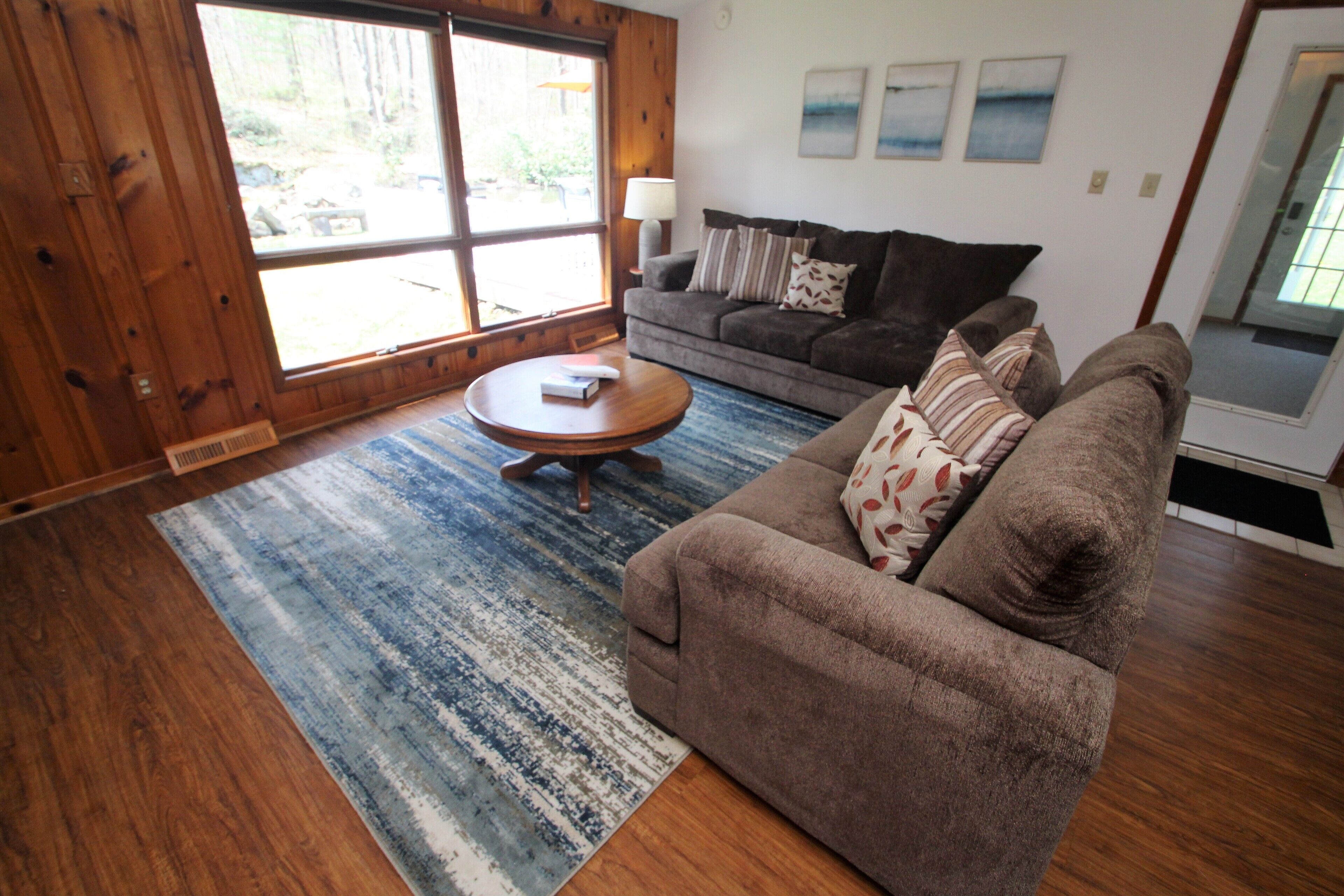 Streamside Family Friendly Accommodations minutes from Ohiopyle!