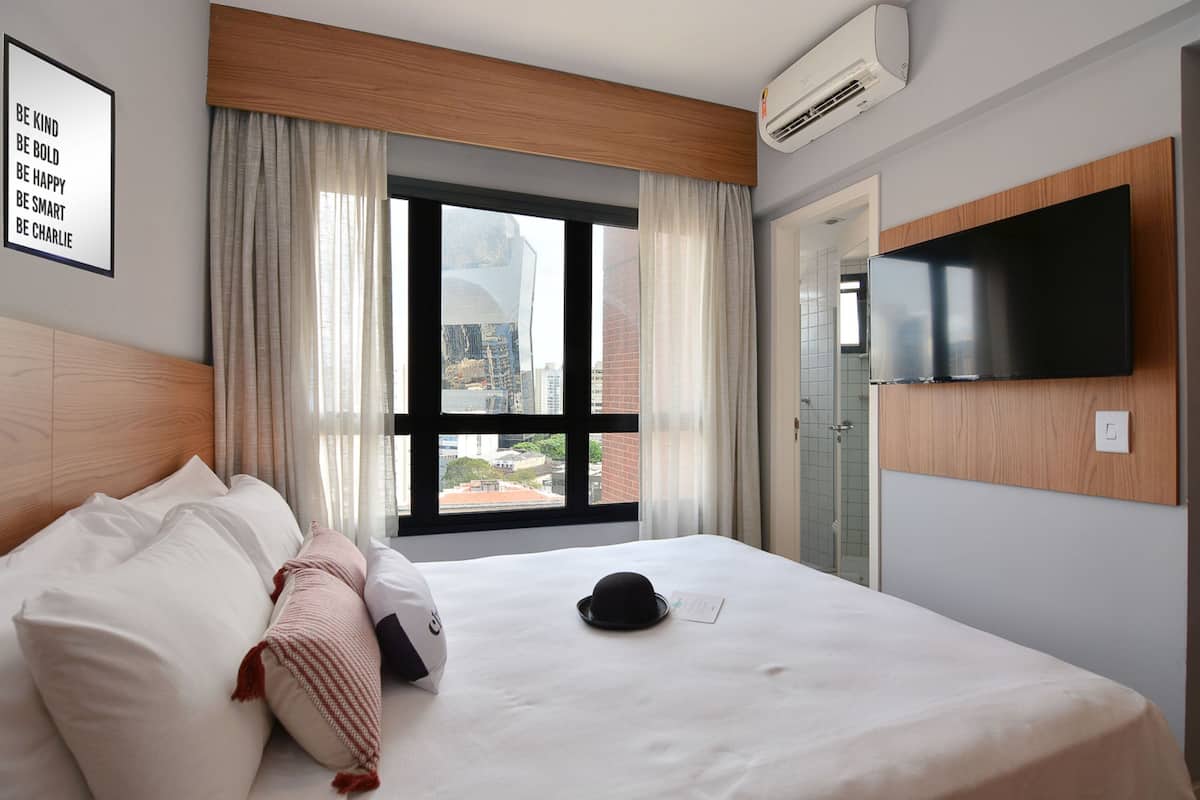 1 bedroom, individually furnished, free WiFi, bed sheets