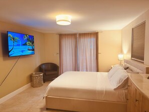 2 habitaciones, tabla de planchar con plancha, wifi y ropa de cama