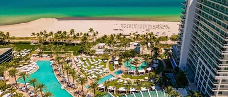 Playa en los alrededores