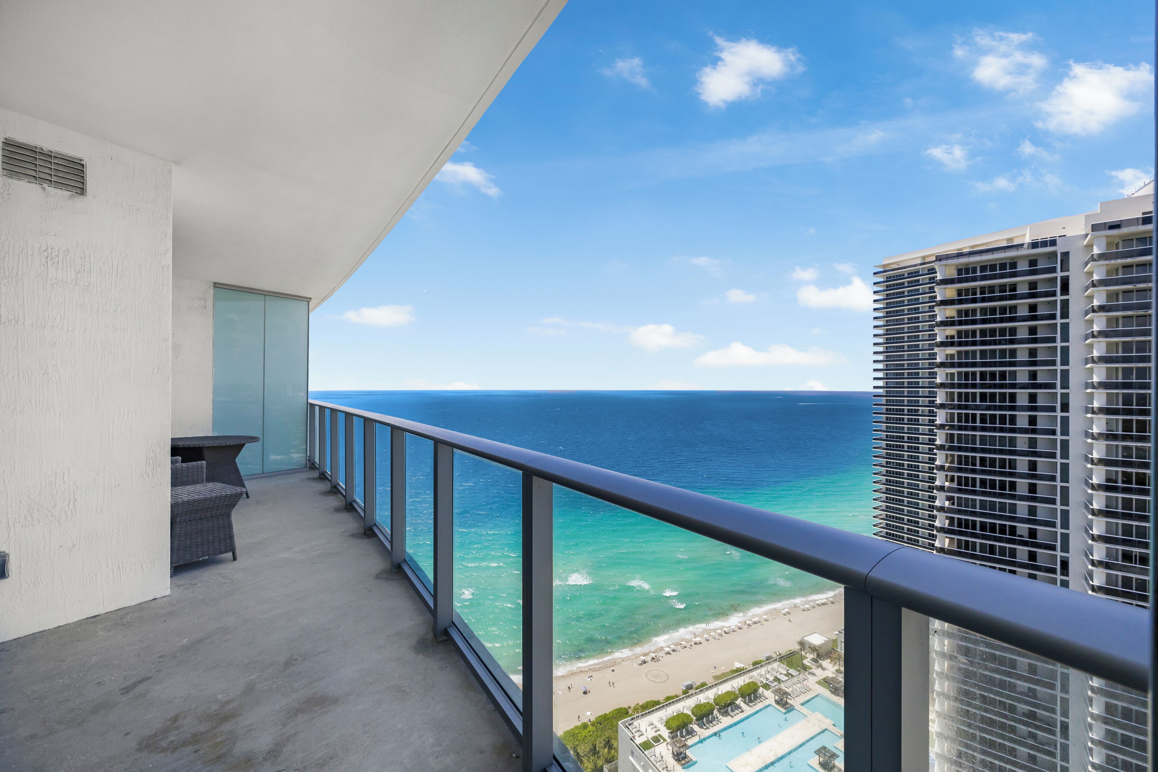 Luxury Condo, 1 Bedroom, Sea View | Balcony