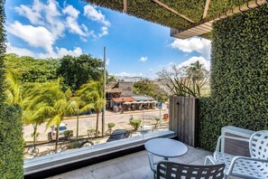 Property grounds - Central Condo Near Beaches & Nightlife + Pool (Playa del Carmen)