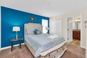 5 bedrooms, travel cot, free WiFi, bed sheets - Villa with Pool & SPA in Champions Gate Resort, Orlando near Theme Parks (Davenport)