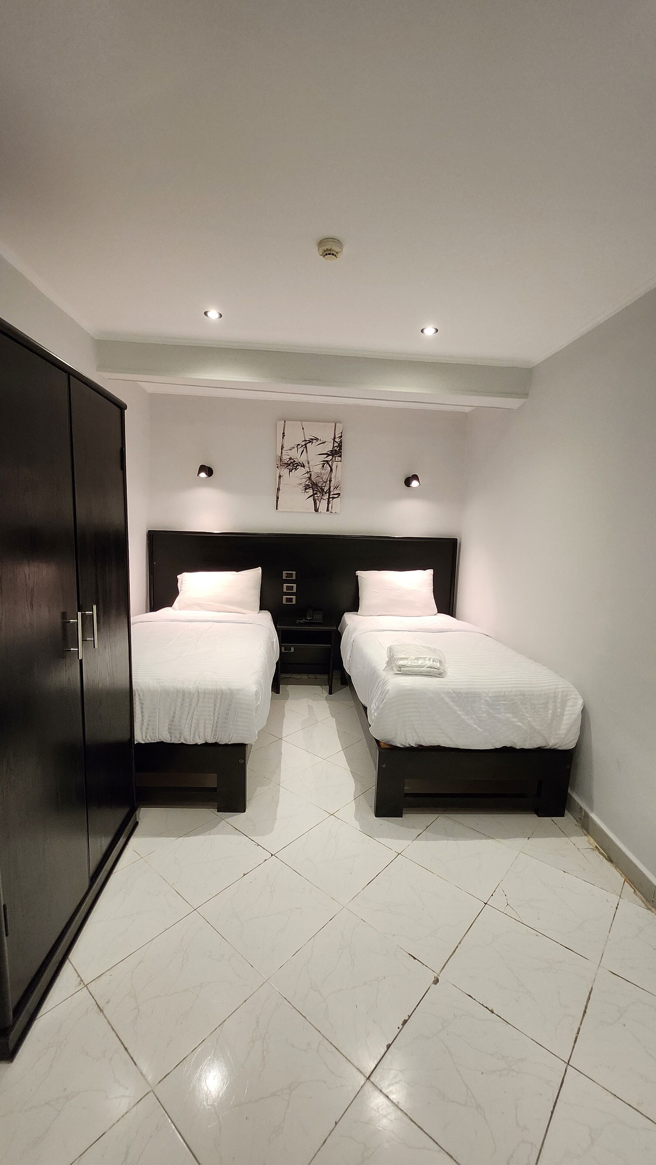 deluxe twin room | 2 bedrooms, minibar, blackout curtains, soundproofing