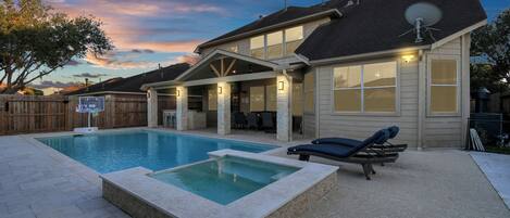 Outdoor pool, a heated pool