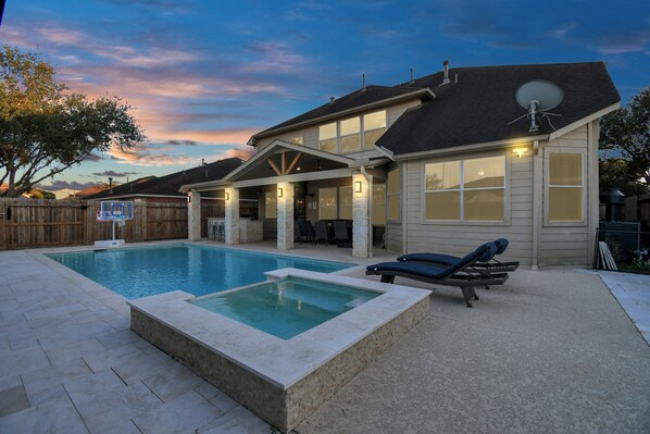 Outdoor pool, a heated pool