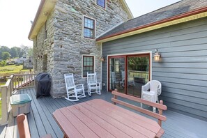 屋外ダイニングエリア