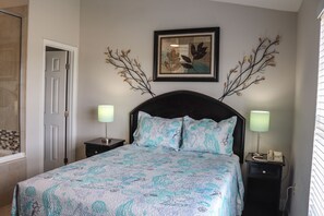 2 bedrooms, in-room safe, desk, iron/ironing board