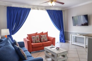 Fernseher, Computerbildschirme, Drucker