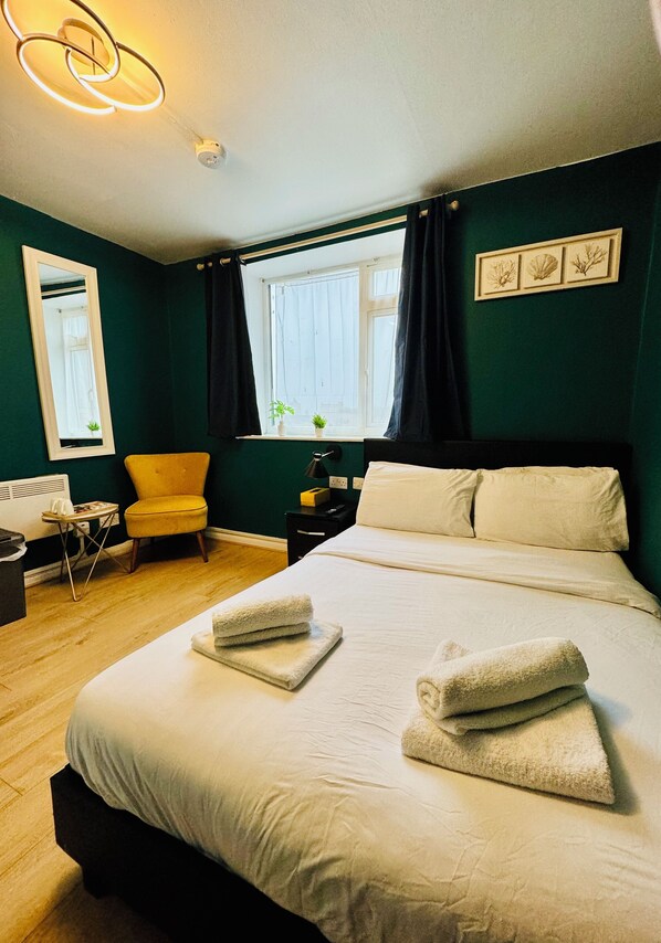 1 bedroom, iron/ironing board, free WiFi, bed sheets