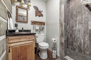 Doccia, asciugacapelli, asciugamani