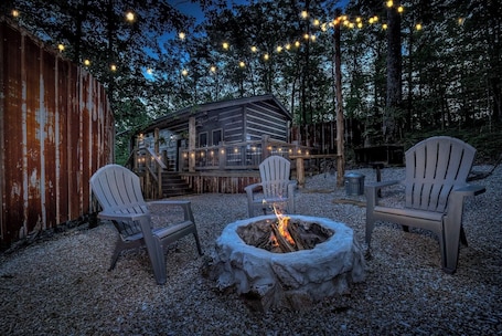 Terrace/patio. Rustic Raccoon at Fox Pass Cabins