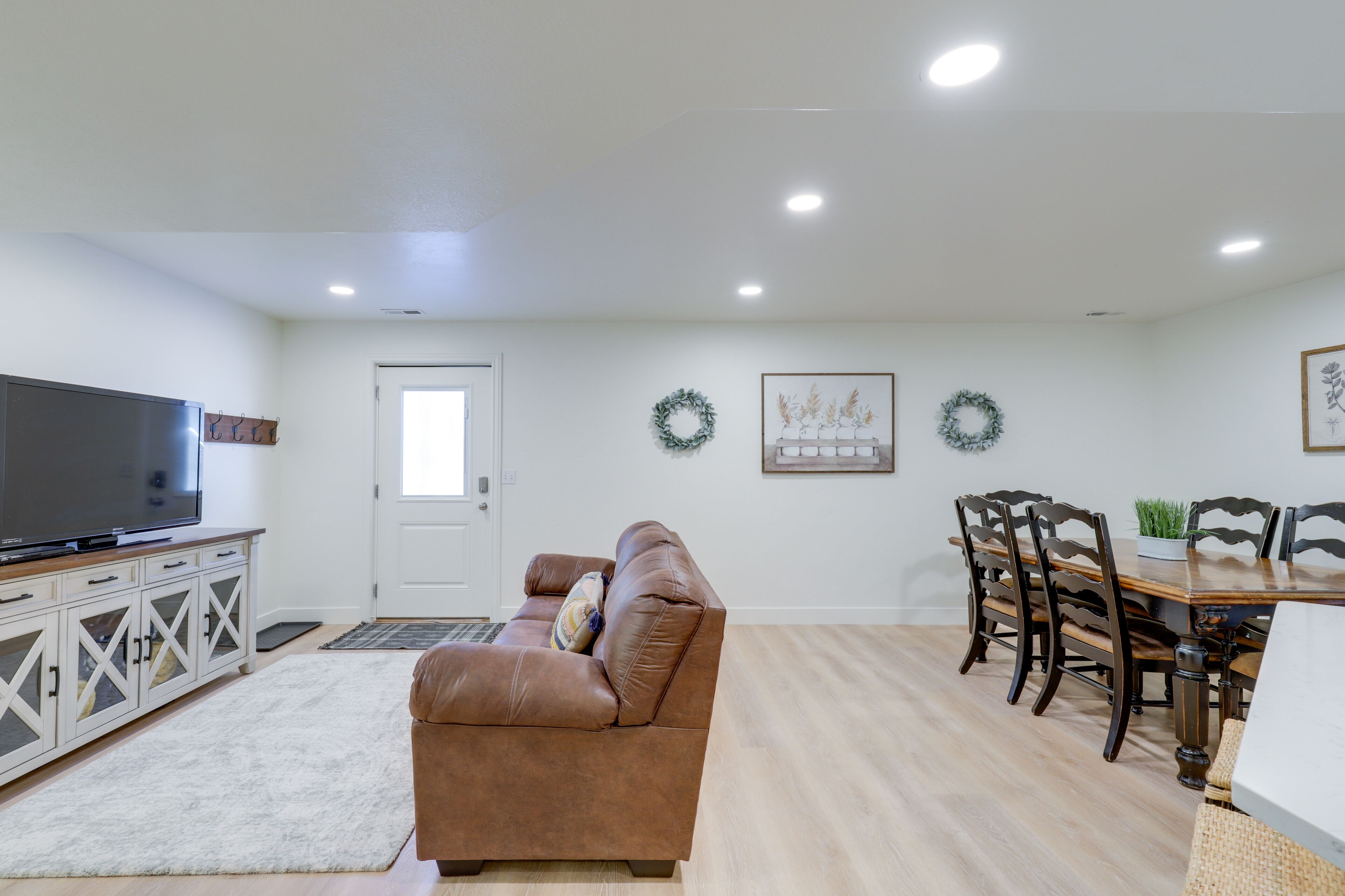 Orem Vacation Rental w/ Shared Yard & Hot Tub