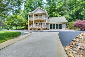 Exterior - Riverfront Hayesville Retreat: Fishing & Kayaking! (Hayesville)