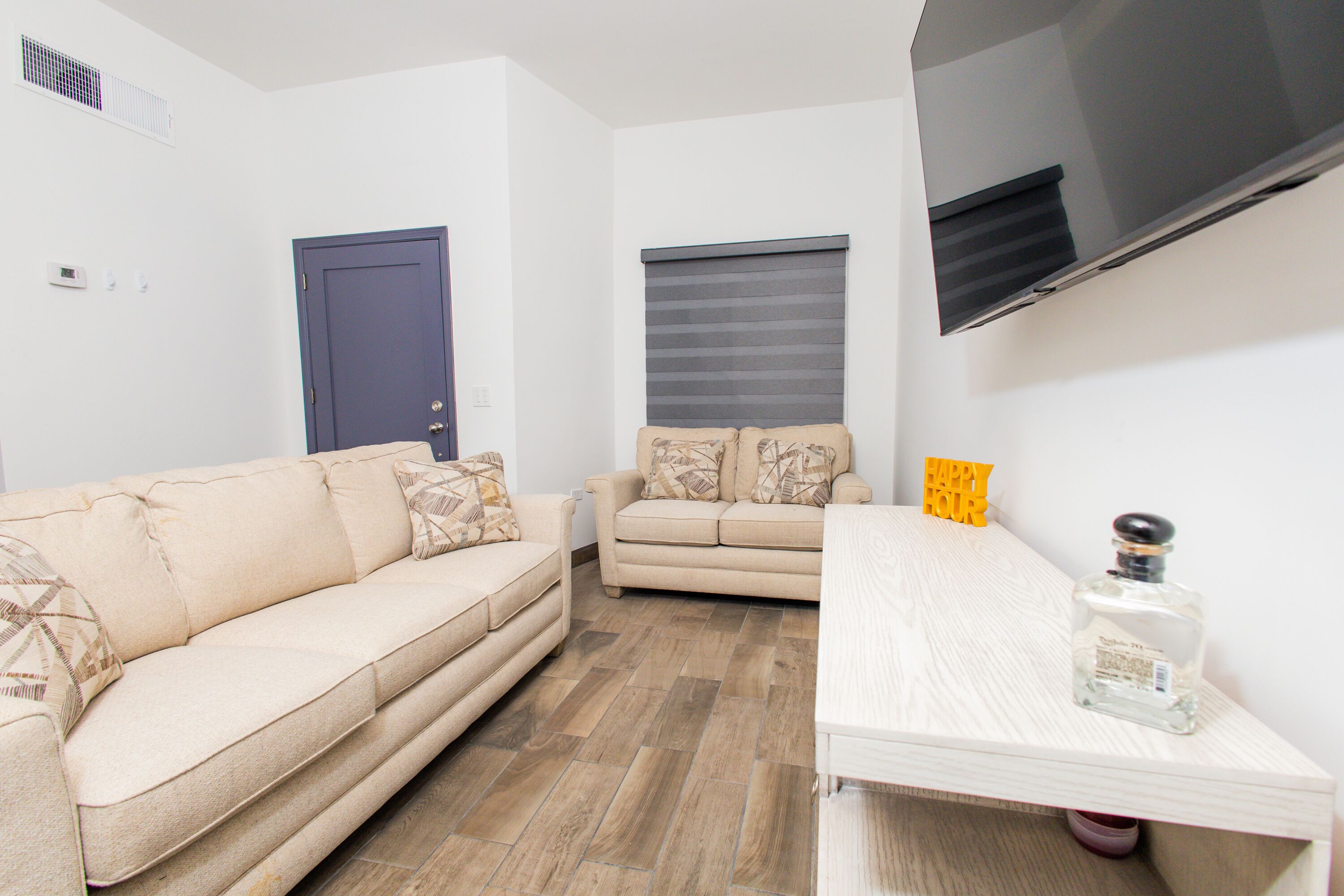 Residence 4 (4 Bed 3.5 Bath By FMI Rentals)