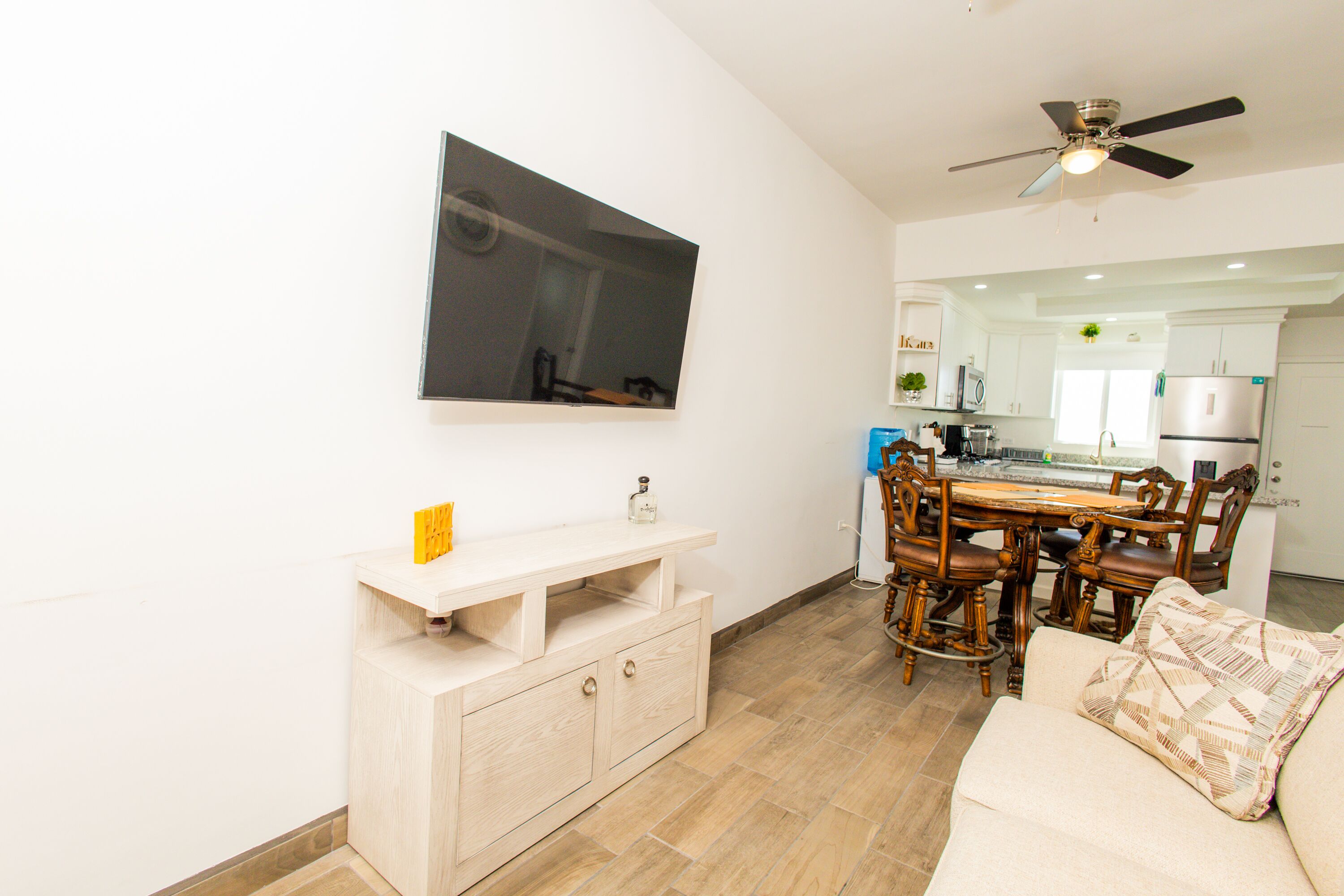 Residence 4 (4 Bed 3.5 Bath By FMI Rentals)