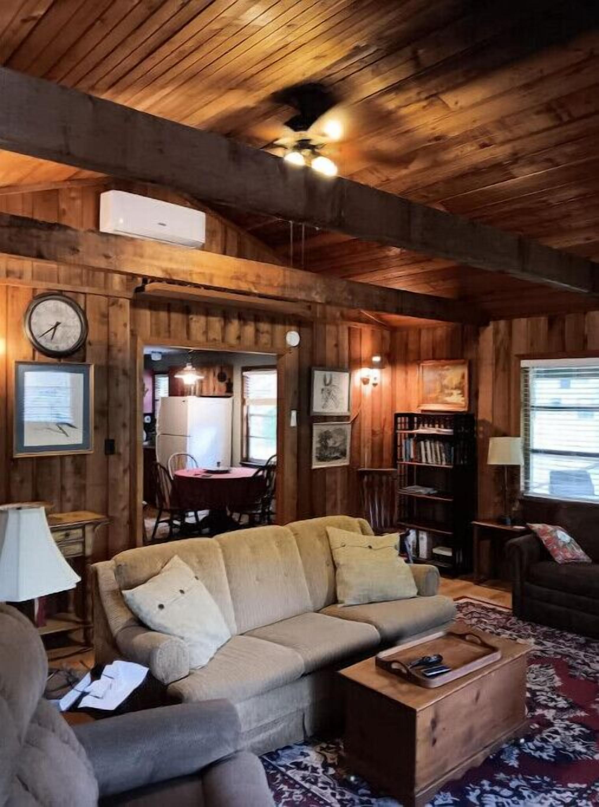 Smart TV, fireplace, DVD player, books