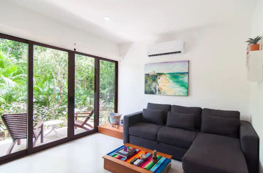 SunSational 2bdr condo w/pool & roof top jacuzzi