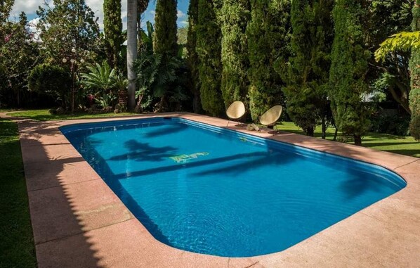 Outdoor pool, a heated pool