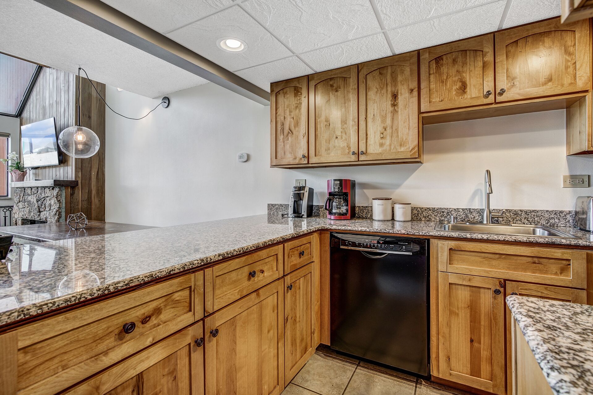 Beaver Run Condo #36370 - C - 3BR Loft w/ full kitchen, Resort Amenities!