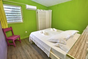 2 chambres, fer et planche à repasser, lit parapluie, Wi-Fi gratuit