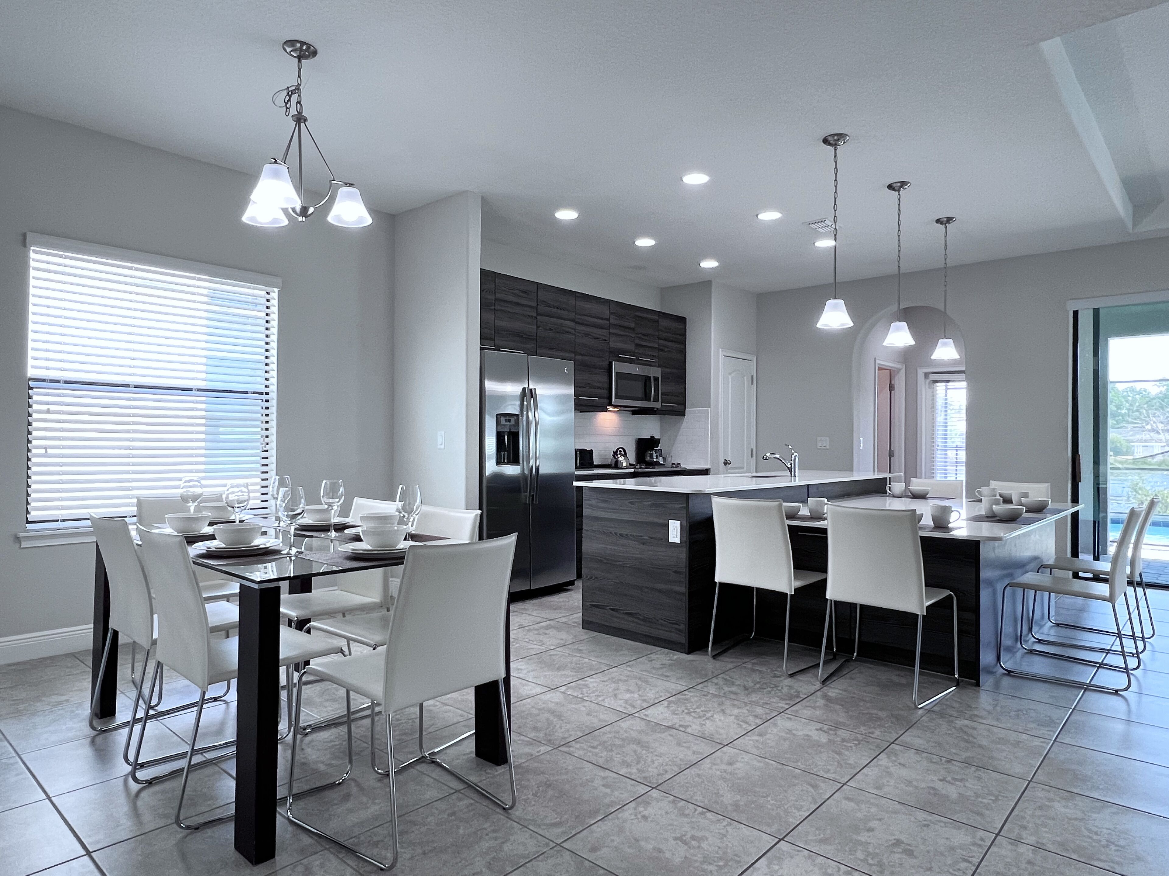 156AA: Perfect for Large Family! 5 Bedroom Private Pool Home