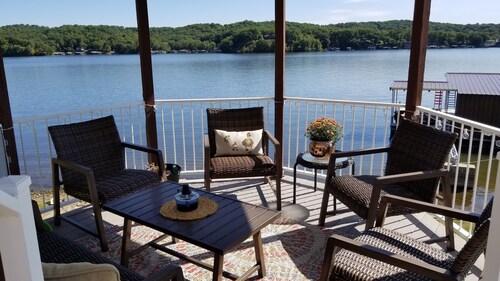 A Recreational Mecca! Views·Dock·Jet Ski Slips·Kayaks·Fire Pit·Pool Table