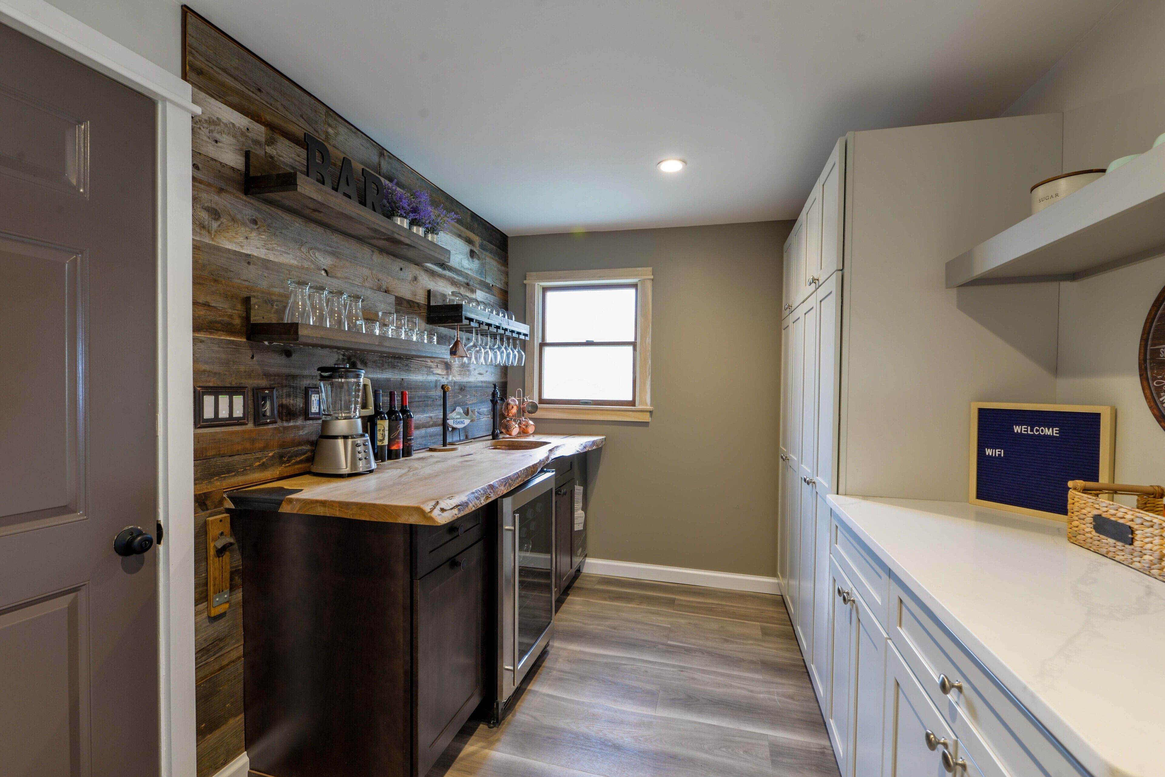 The Rod and Vine: "Newly Remodeled + Close to Ithaca + Wine Country Dream Home!"