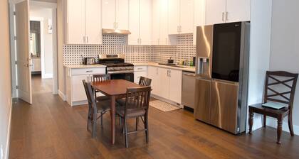 Lovely 2-bedrooms serviced apartment!