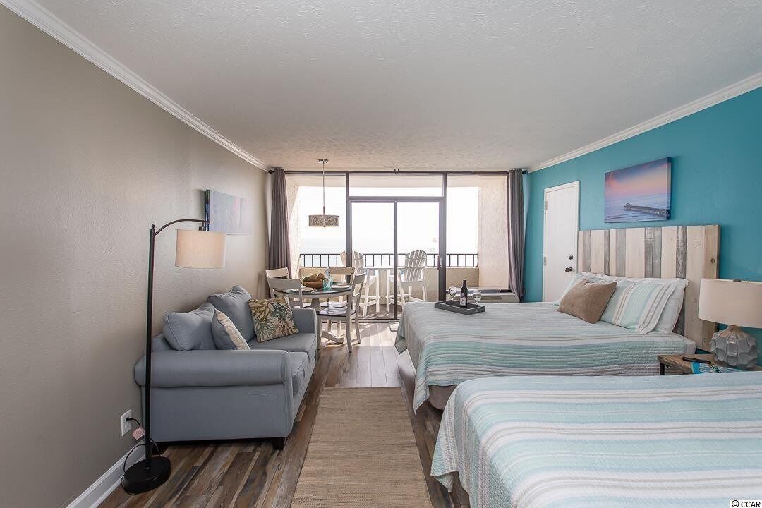 Completely Renovated Double Queen Direct Oceanfront Suite - Ocean Reef 1503 Sleeps 4!
