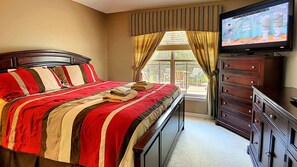 4 habitaciones, tabla de planchar con plancha, wifi y ropa de cama 