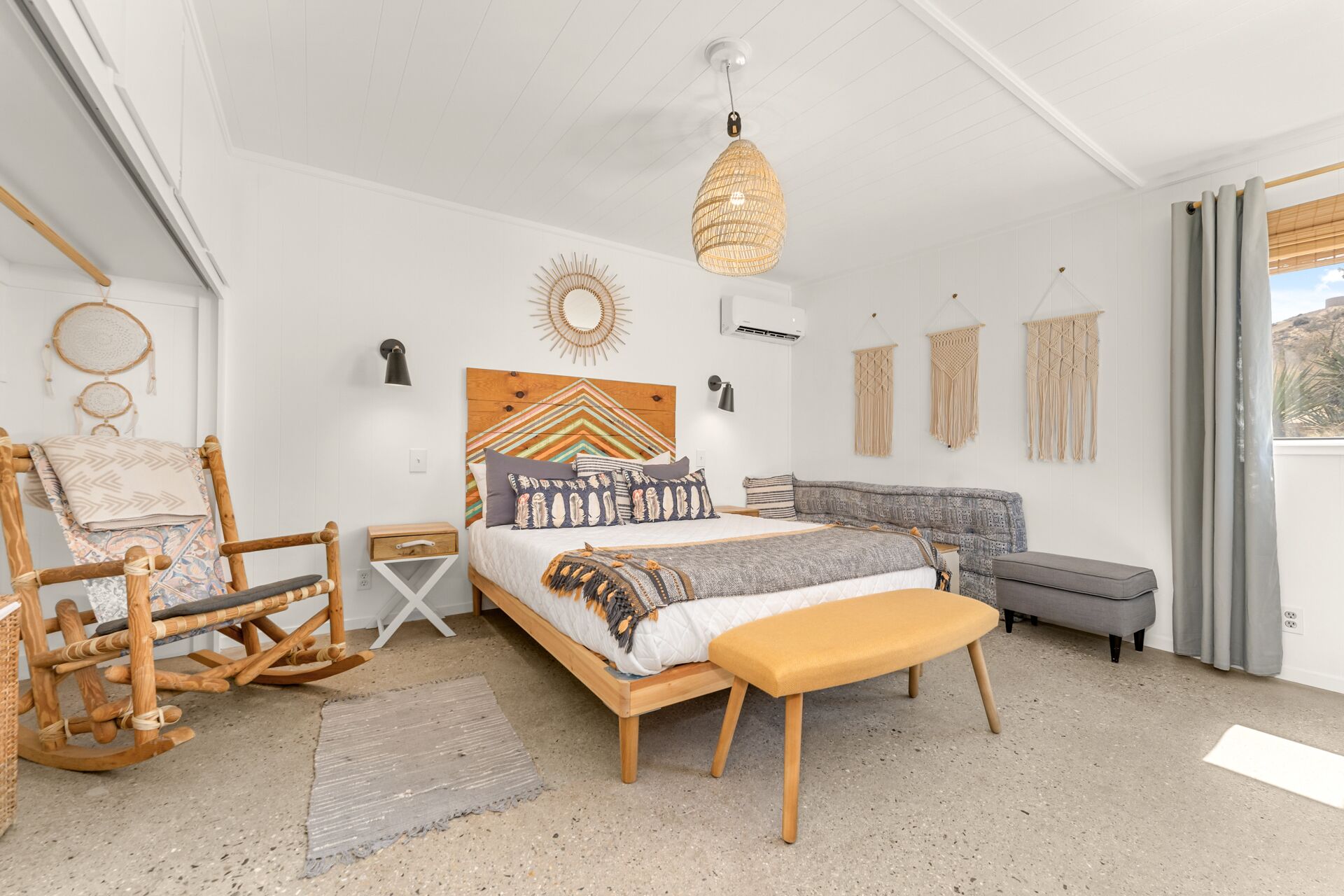 Le bungalow du désert: Amazing View, Spa, Cowboy Pool, Hike outside the backdoor