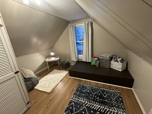 2 chambres, lit parapluie, Wi-Fi gratuit, draps fournis