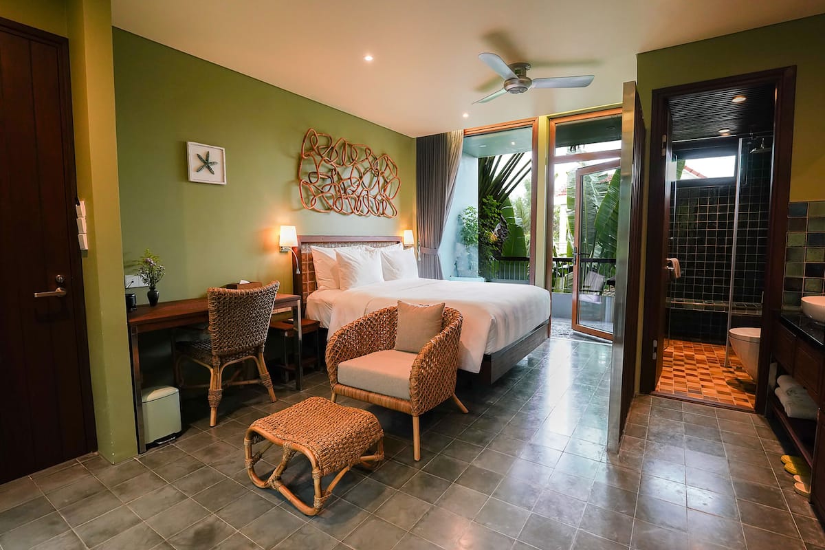 Luxury-Zimmer, Gartenblick | 1 Schlafzimmer, hochwertige Bettwaren, Daunenbettdecken