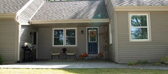 Beautiful Private Setting !!!